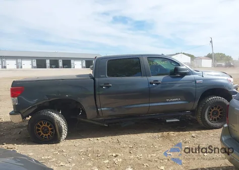 2010 Toyota Tundra Grade 5.7L V8 from USA, damaged, VIN 5TFDW5F10AX109693